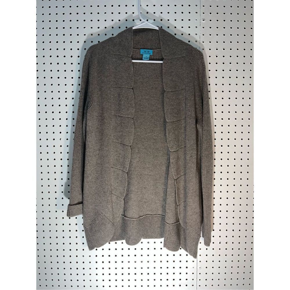 Two Bees Cashmere cardigan sweater